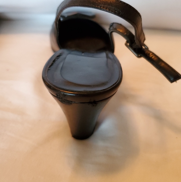 Vaneli leather dress shoe size 8 SS. - Picture 4 of 4